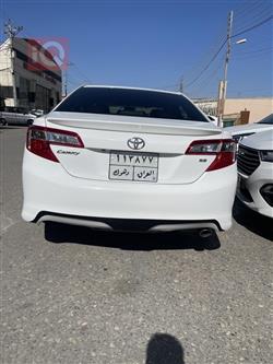 تۆیۆتا کامری